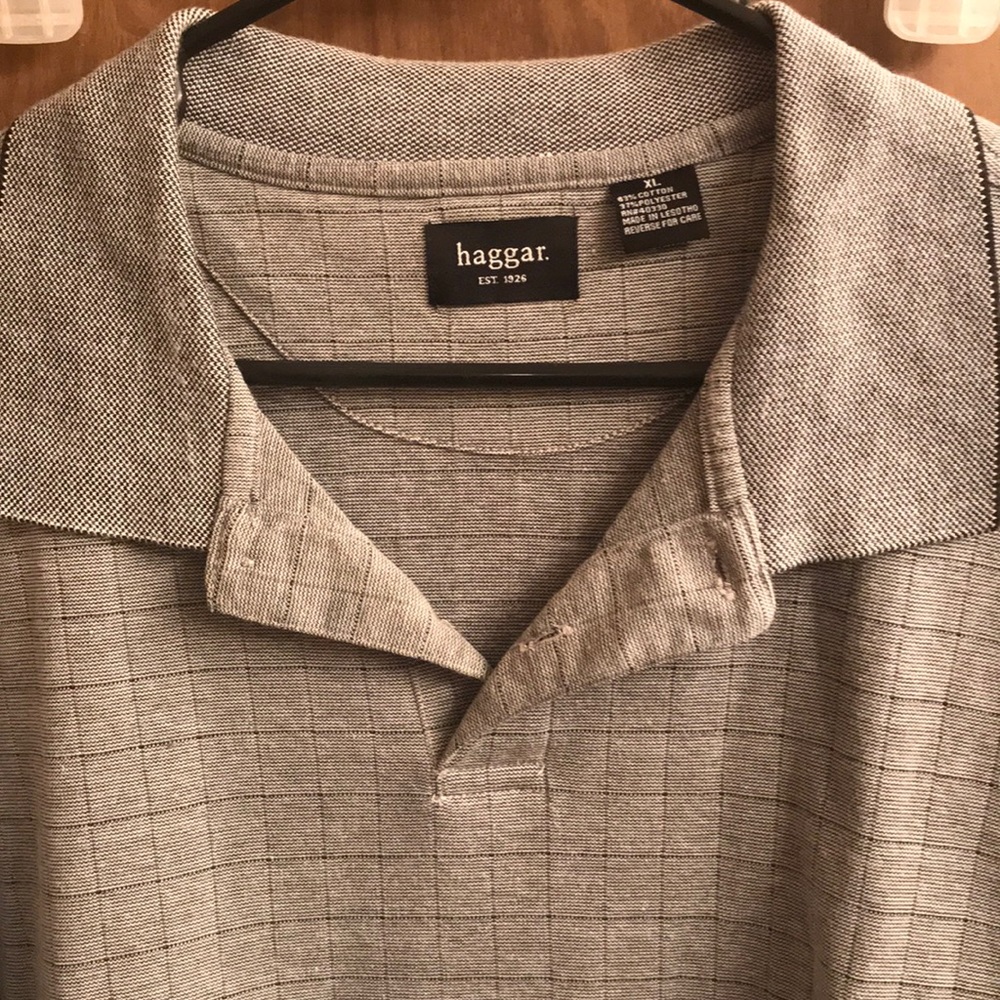 Men’s golf shirt